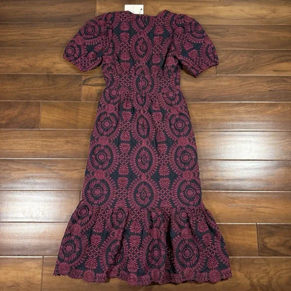Adelyn Rae Women's Size XS Navy Blue Embroidered Luisa Midi Dress Adelyn Rae Women's Size XS Navy Blue Embroidered Luisa Midi Dress
